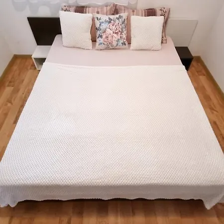 Apartment Апартамент Доганов Varna