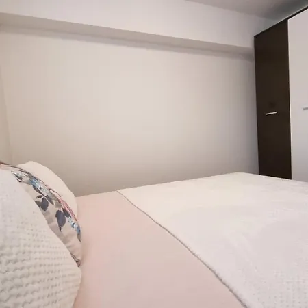 Apartment Апартамент Доганов *